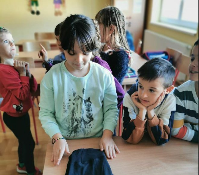 Djeca su sa zanimanjem obavljala sve zadatke/Foto: Osnovna škola Veliko Trojstvo
