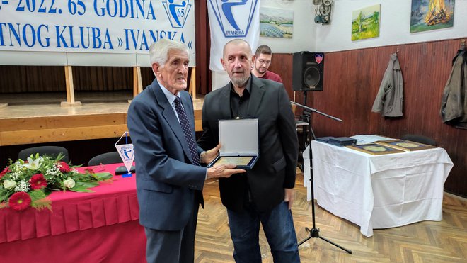 Željko Plentaj - Mrga nagrađen je za dugogodišnji rad u klubu/ Foto: Deni Marčinković
