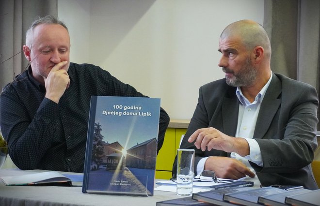 Autori monografije Stjepan Benković i Mario Barać/Foto: Nikica Puhalo/MojPortal.hr
