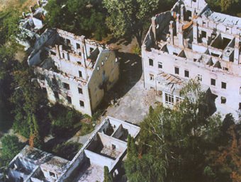 Dom za djecu Lipik uništen je 1991. u agresiji na Lipik tijekom Domovinskog rata/ Foto: Arhiva
