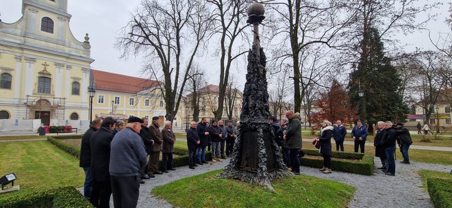 Spomenik poginulim bjelovarskim braniteljima/ Foto: Grad Bjelovar
