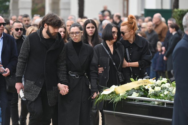 Posljednji ispraćaj Massima Savića na Gradskom groblju u Zadru/Foto: Luka Gerlanc/CROPIX