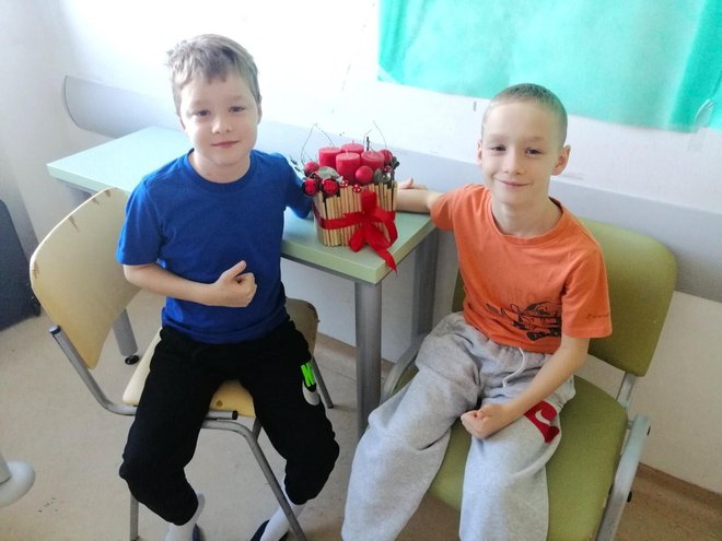 Ivanu (lijevo) je nakon transplantacije srca u posjet došao brat Mateo/Foto: Privatni album