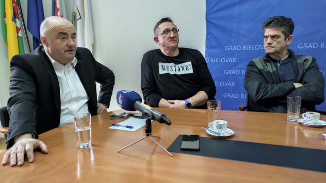 Jozo Trogrlić i Željko Nesek nezadovoljni su radom Sabolovića/ Foto: Deni Marčinković