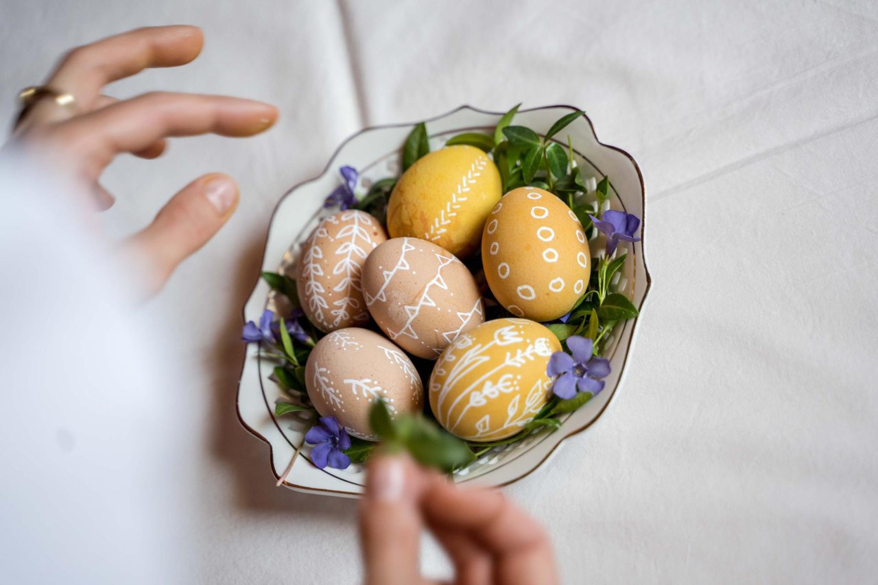 Fotografija: Tradicionalno bojanje jaja/ Foto: Unsplash