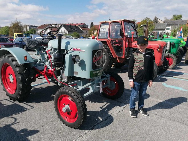 Mali Krešo predstavljao je Eicher 15/2 EKL, najoriginalniji traktor na izložbi/Foto: Janja Čaisa