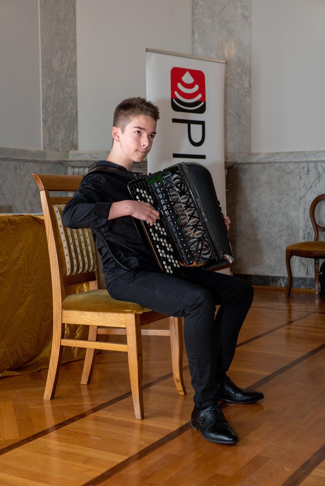 Na natjecanju sudjeluje oko 90 mladih harmonikaša/ Foto: Predrag Uskoković/Grad Daruvar