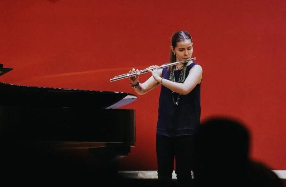 Fotografija: Staša Kukić ima sjajan vokal, a odlično svira i flautu/ Foto: Glazbena škola Požega
