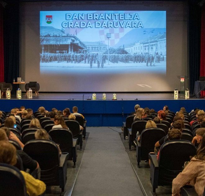 Kino dvorana je bila ispunjena/ Foto: Predrag Uskoković/Grad Daruvar