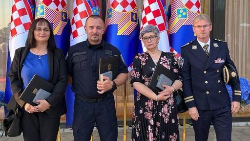 Predsjednik Milanović odlikovao troje djelatnika policijske uprave Bjelovar: "Nagrađeni su pravi ljudi"