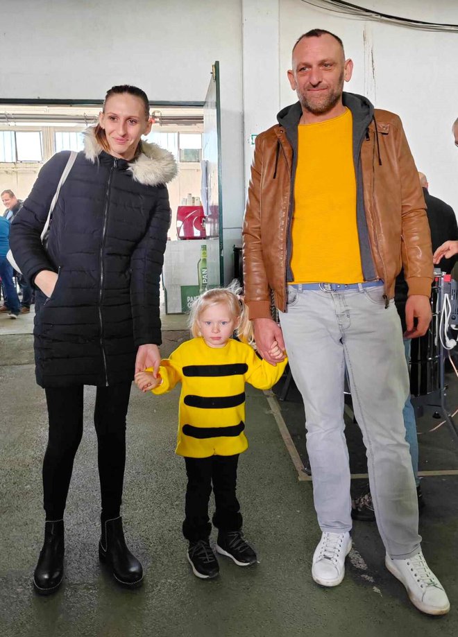 Djevojčica Marija došla je s mamom i tatom na Međunarodni pčelarski sajam prigodno obučena kao pčelica/Foto: Martina Ćapo/MojPortal.hr