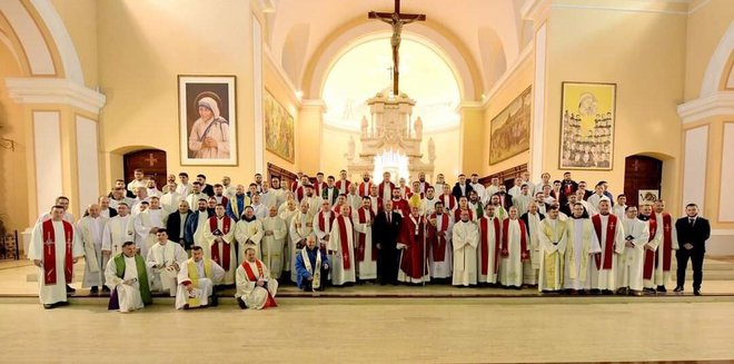 Zajednička fotografija svih svećenika/ Foto: vlč. Krešimir Žinić