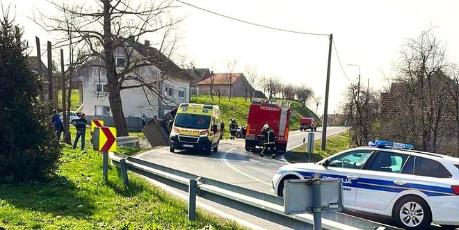 Policija na mjestu nesreće obavlja očevid/Foto: Čitatelj