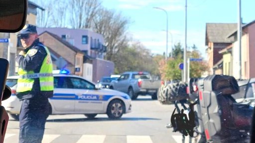 Detalji nesreće u Bjelovaru: "Vozač quada izbjegavao biciklistu pa se zabio u auto. Ozlijeđen je"