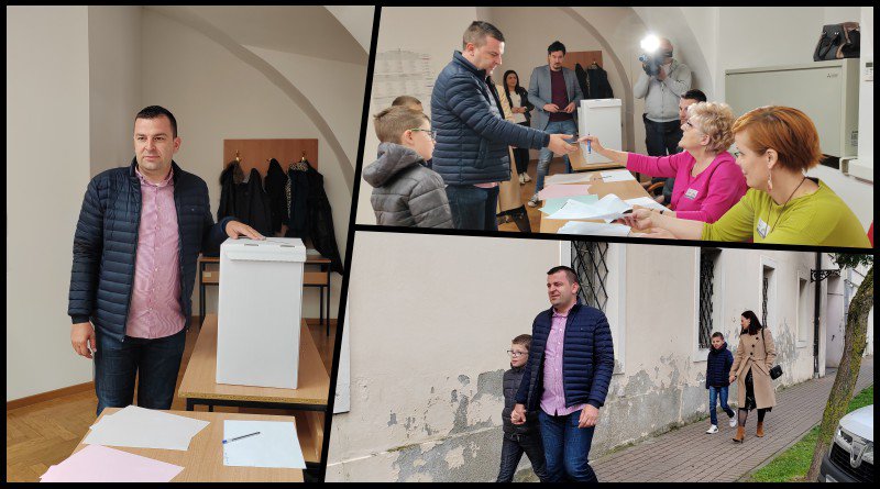 Fotografija: Gradonačelnik Bjelovara glasao je odmah ujutro/Foto: Martina Čapo
