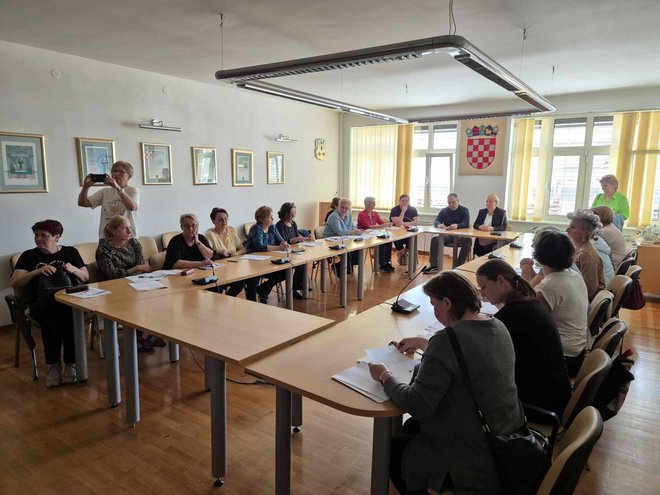Potpisivanje Ugovora u radu u Daruvaru/ Foto: Predrag Uskoković/Grad Daruvar